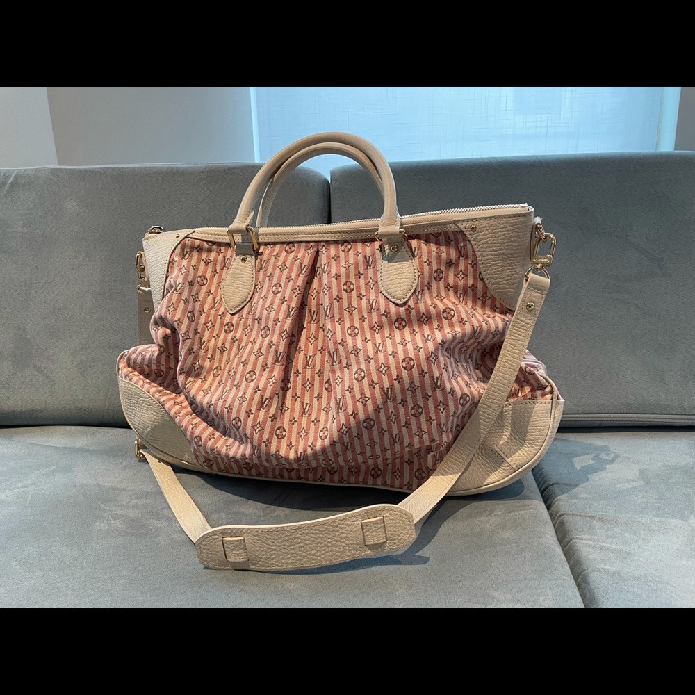 LOUIS VUITTON
Mini Lin Croisette Marina GM Rouge